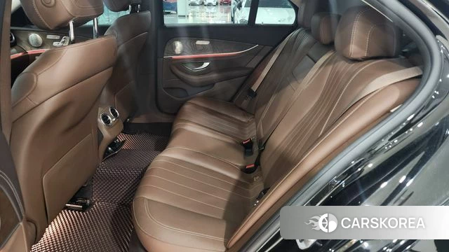 Mercedes-Benz E-Class W213 2019 Черный из Кореи, фото 6