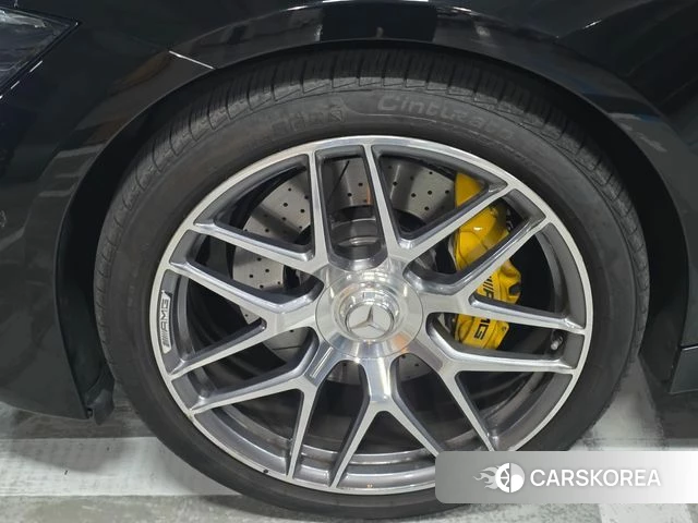 Mercedes-Benz AMG GT 2023 Черный из Кореи, фото 6