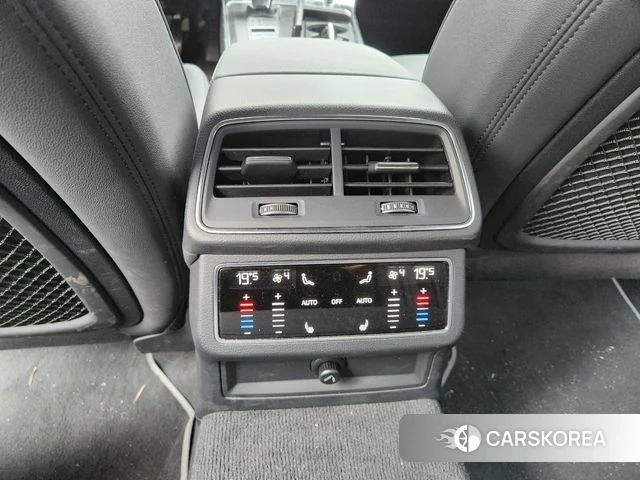 Audi A6 (C8) 2021 Синий из Кореи, фото 6
