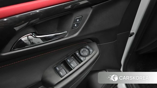 Chevrolet (GM Daewoo) The New Trail Blazer 2023 Белый из Кореи, фото 6