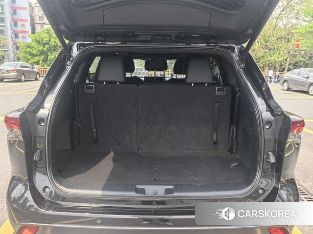 Toyota Crown Lufang 2024 Черный из Китая, фото 6