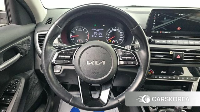 Kia Seltos 2021 Белый из Кореи, фото 6