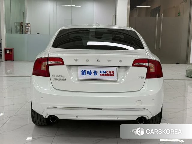 Volvo S60 2019 Белый из Китая, фото 6