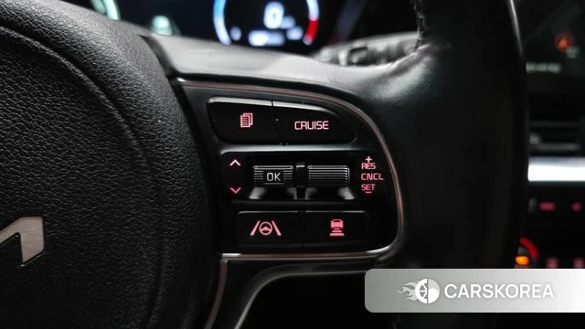 Kia Niro Plus 2022 Серебряный из Кореи, фото 6