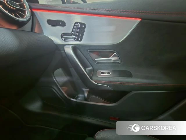 Mercedes-Benz CLA-Class C118 2023 Белый из Кореи, фото 6