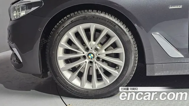 BMW 5 Series (G30) 2018 Серый из Кореи, фото 6
