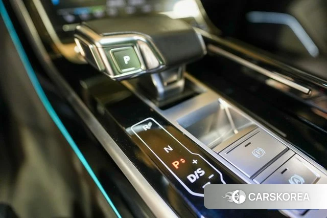 Audi A8 (D5) 2021 Черный из Кореи, фото 6
