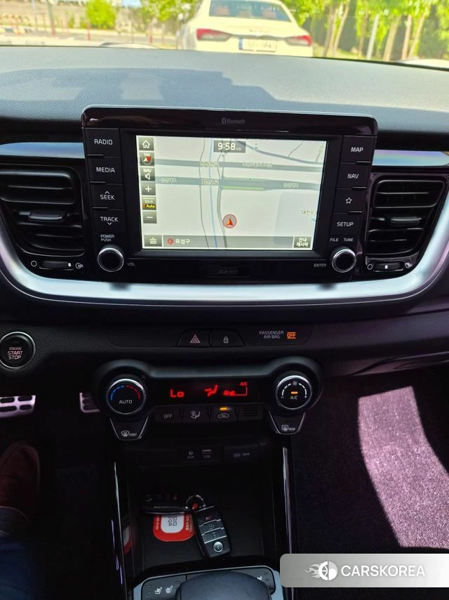 Kia Stonic 2019 Белый из Кореи, фото 6