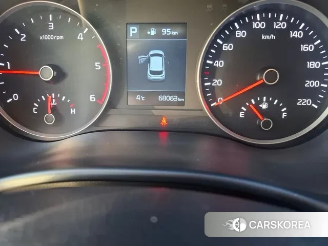 Kia Stonic 2019 Белый из Кореи, фото 6