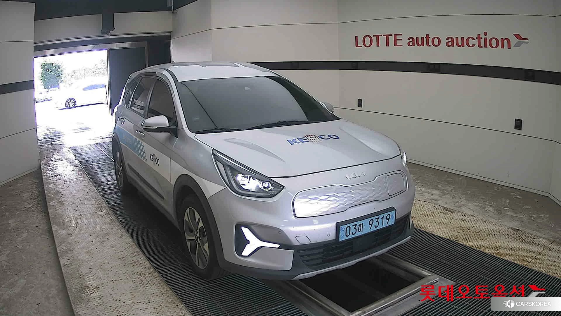 Kia Niro Plus 2023 Sparkling Silver из Кореи, фото 6