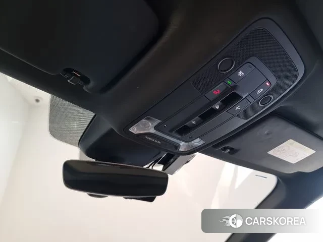 Audi Q3 (F3) 2025 Черный из Кореи, фото 6