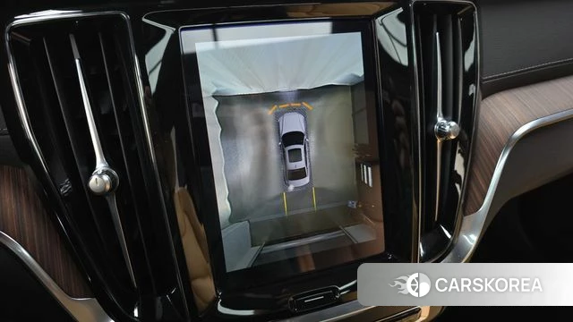 Volvo S60 3rd generation 2023 Белый из Кореи, фото 6