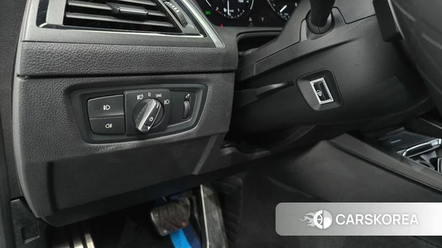 BMW 1 Series (F20) 2019 Белый из Кореи, фото 6