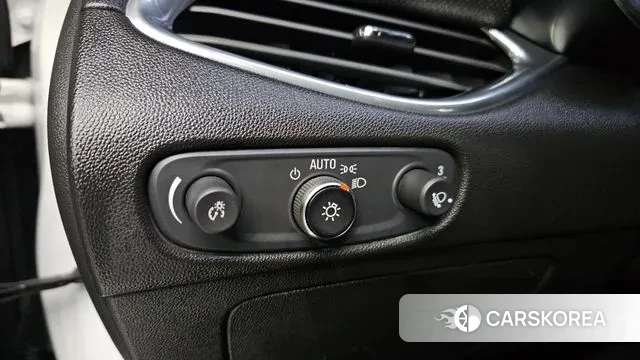 Chevrolet (GM Daewoo) The New Malibu 2019 Белый из Кореи, фото 6