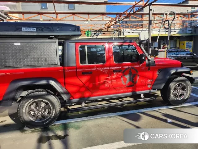 Jeep Gladiator (JT) 2021 Красный из Кореи, фото 6