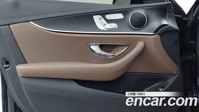 Mercedes-Benz E-Class W213 2022 Синий из Кореи, фото 6