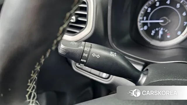 Hyundai Venue 2021 Синий из Кореи, фото 6