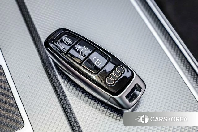 Audi A7L 2024 Черный из Китая, фото 6