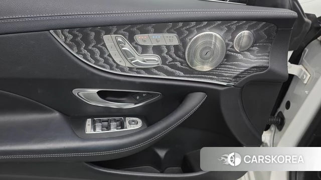 Mercedes-Benz E-Class W213 2021 Белый из Кореи, фото 5