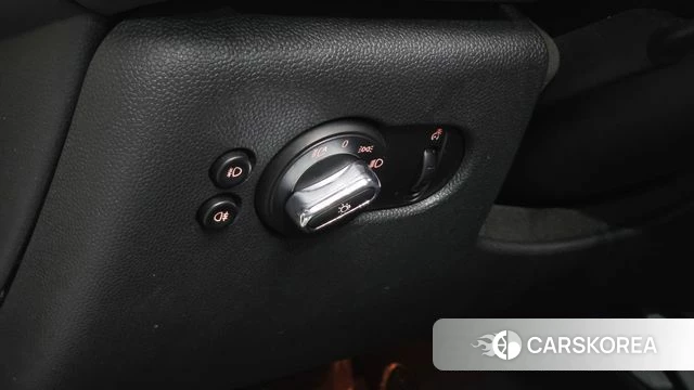 Mini Cooper 2021 Жемчужный цвет из Кореи, фото 6