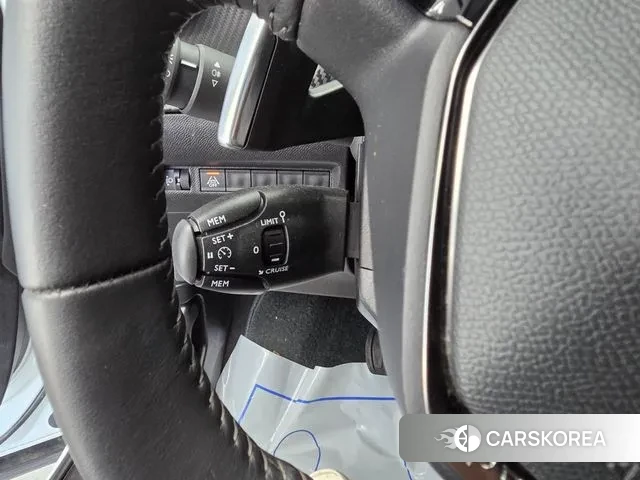 Peugeot 2008 Second generation 2022 Белый из Кореи, фото 6