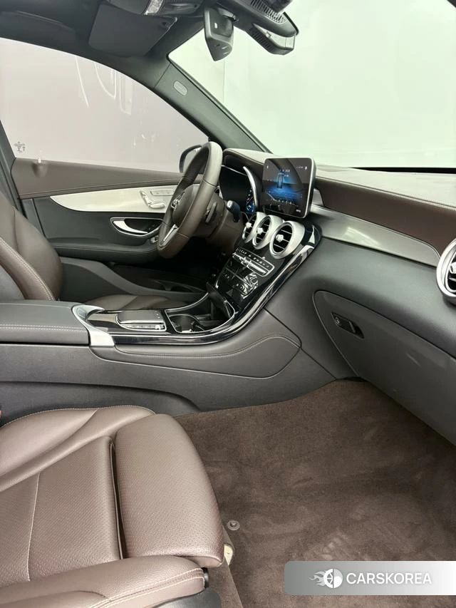 Mercedes-Benz GLC 2021 Черный из Китая, фото 6