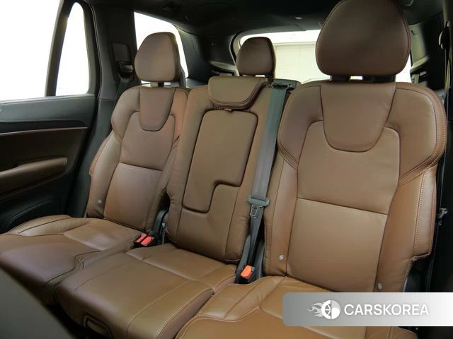 Volvo XC90 2024 Черный из Китая, фото 6