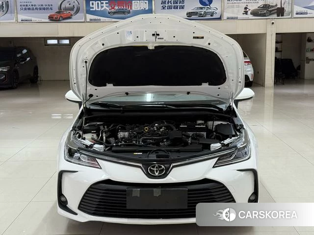 Toyota Corolla 2022 Белый из Китая, фото 6