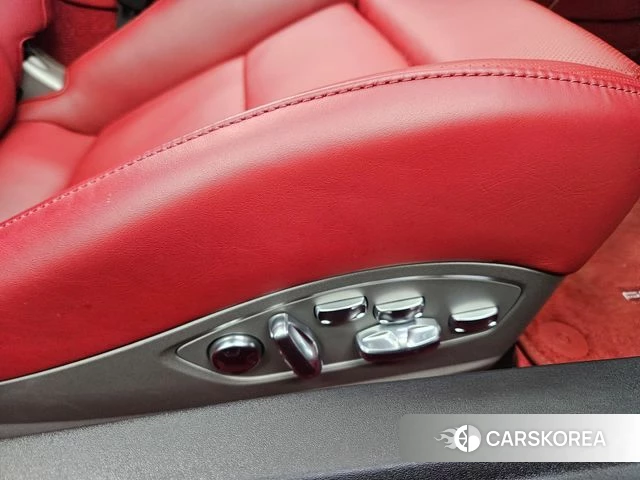 Porsche 718 Boxster 2021 Белый из Кореи, фото 6