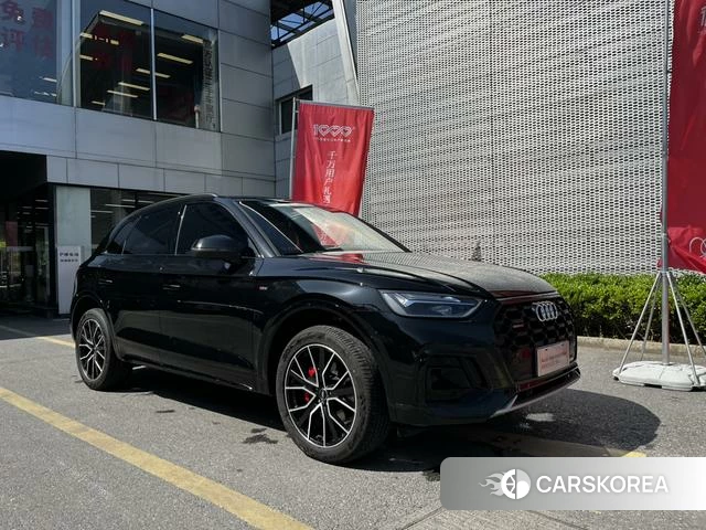 Audi Q5L 2025 Черный из Китая, фото 6