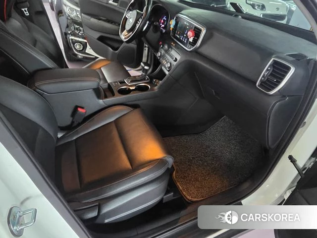 Kia Sportage The Bold 2019 Белый из Кореи, фото 6