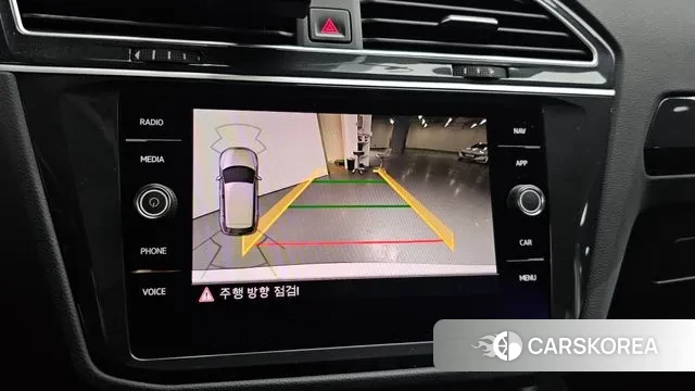 Volkswagen Tiguan second Generation 2020 Белый из Кореи, фото 6