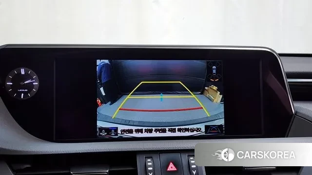 Lexus ES300h 7th generation 2020 Песочный из Кореи, фото 6