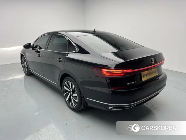 Volkswagen Passat 2024 Черный из Китая, фото 6
