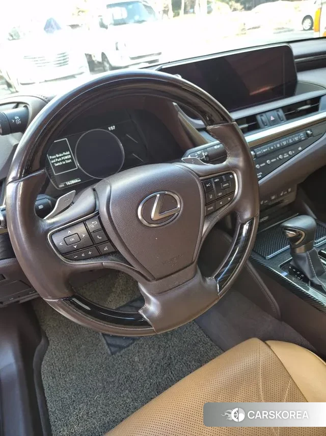 Lexus ES300h 7th generation 2019 Серый из Кореи, фото 6