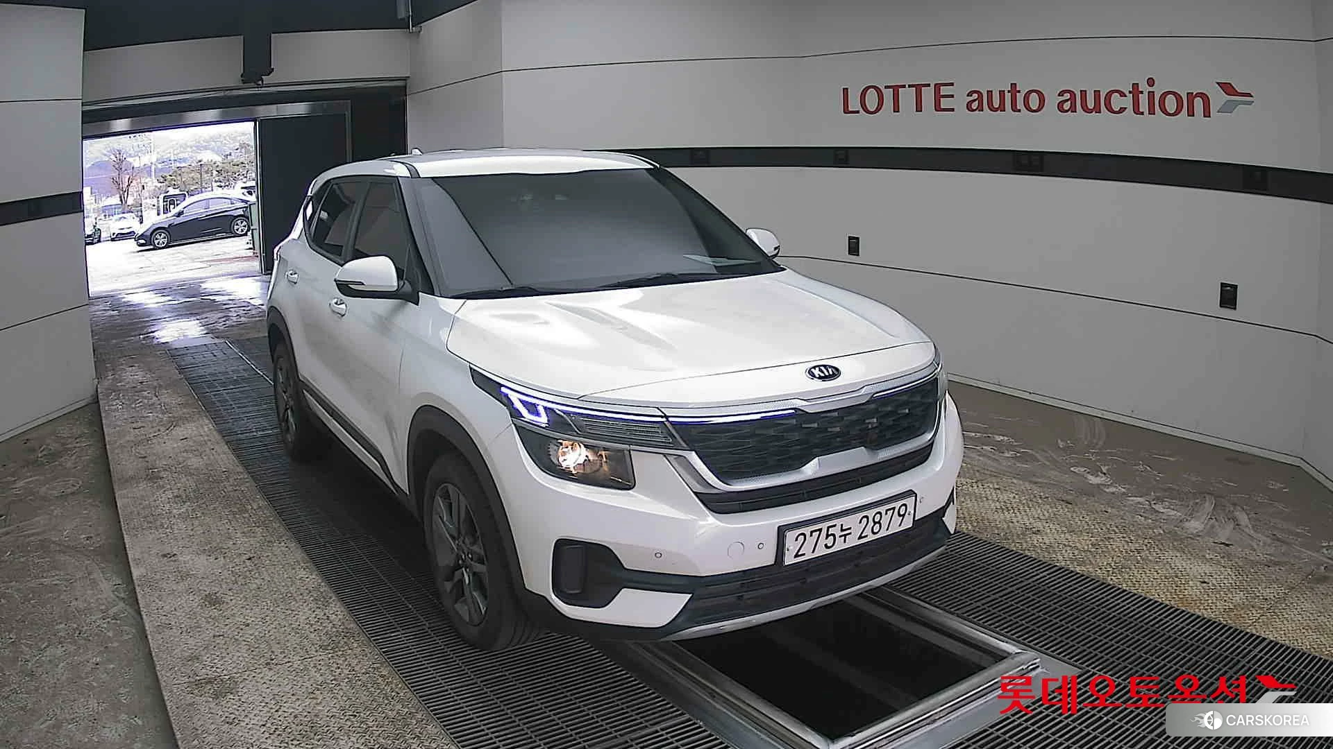 Kia Seltos 2020 Snow White Pearl из Кореи, фото 6