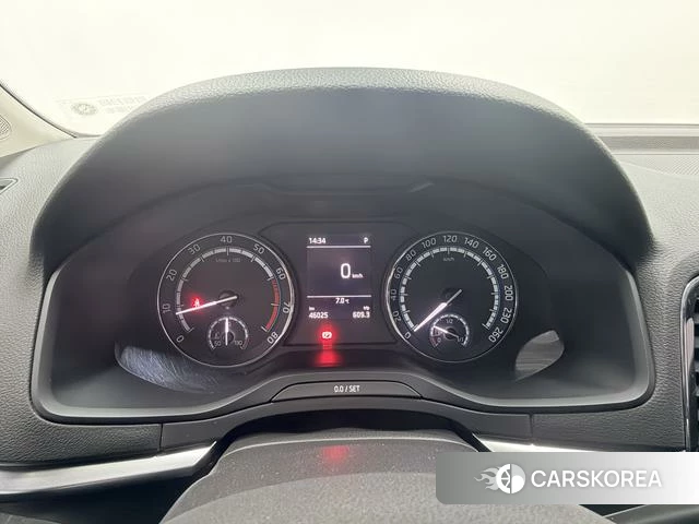 Skoda Krok 2021 Белый из Китая, фото 6