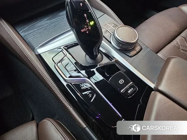 BMW 6 Series GT (G32) 2022 Белый из Кореи, фото 6