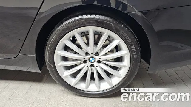 BMW 5 Series (G30) id 2693792 из Кореи 6