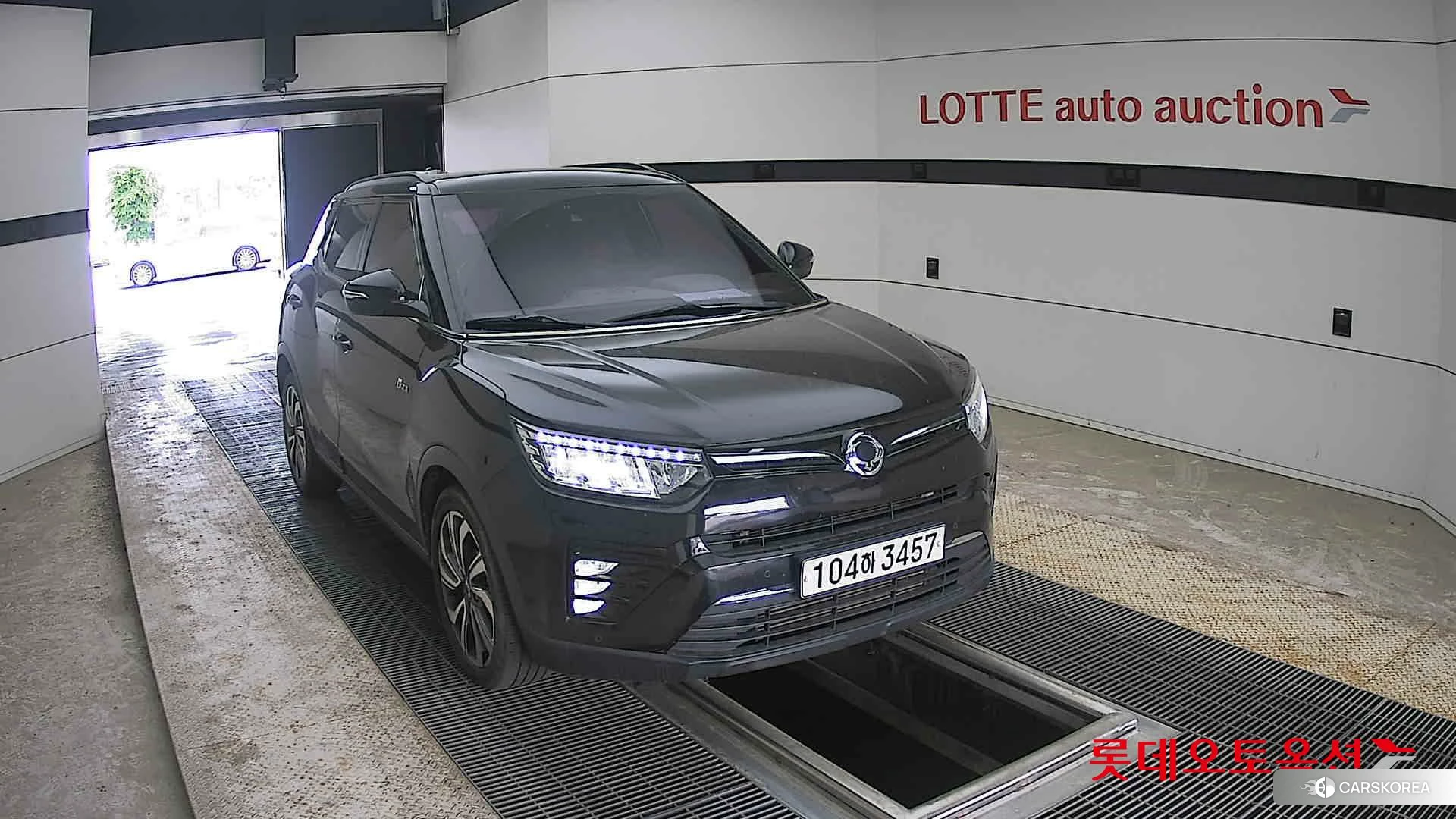 SsangYong Tivoli 2021 Spaceblack из Кореи, фото 6