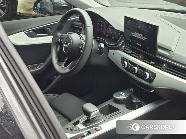 Audi A4L 2021 Темно-серый из Китая, фото 6