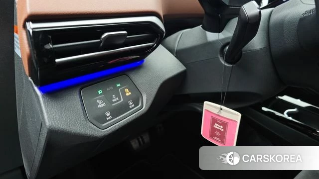 Volkswagen ID.4 2023 Серебристо-серый из Кореи, фото 6
