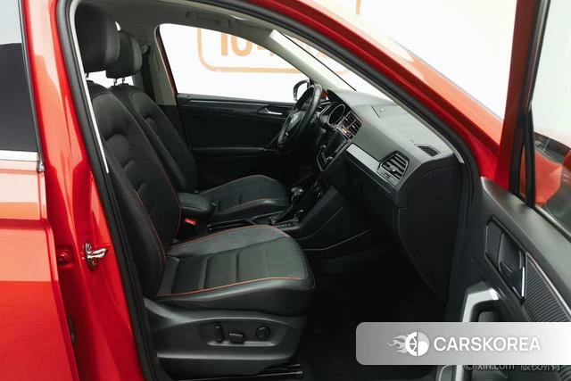 Volkswagen Tiguan L 2018 Желтый из Китая, фото 6