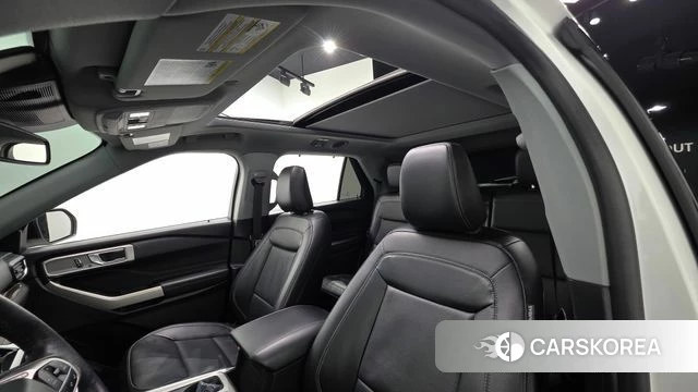 Ford Explorer 6th Generation 2021 Белый из Кореи, фото 6