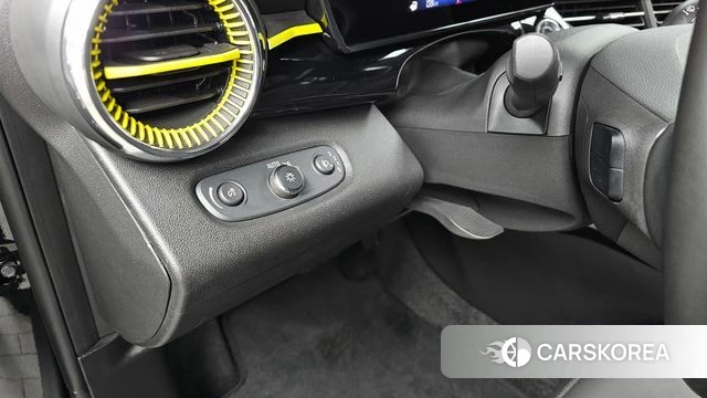 Chevrolet (GM Daewoo) Trax Crossover 2023 Черный из Кореи, фото 6