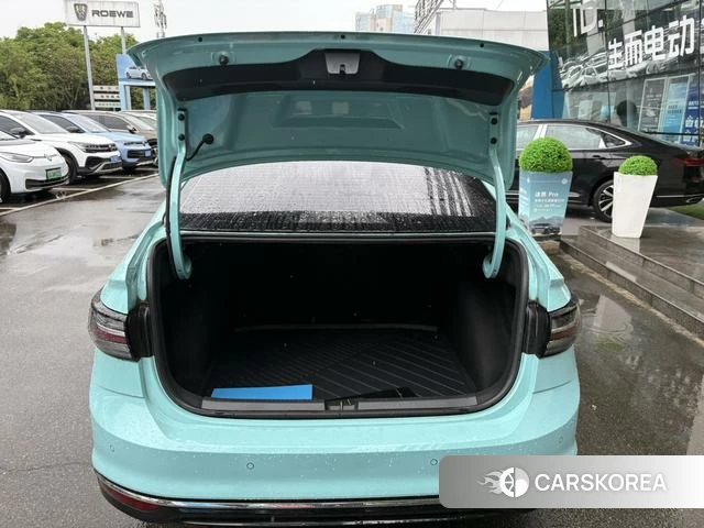 Volkswagen Lavida 2023 Зеленый из Китая, фото 6