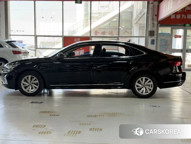Volkswagen Passat 2021 Черный из Китая, фото 6
