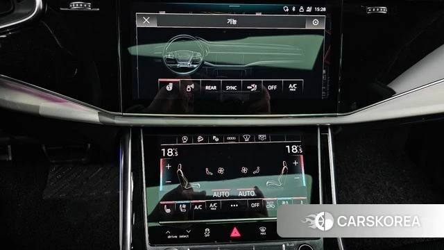 Audi Q8 (4M) 2022 Синий из Кореи, фото 6