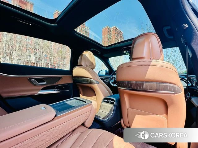Mercedes-Benz E-class id 3927051 из Китая 6