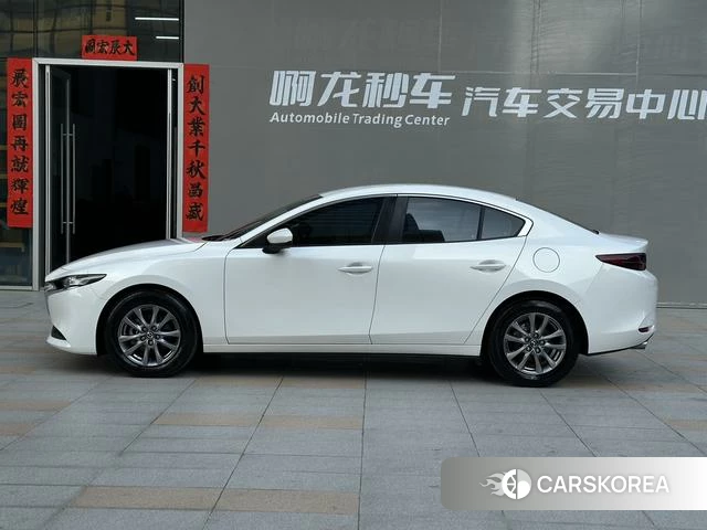 Mazda 3 Angkesaila 2022 Белый из Китая, фото 6
